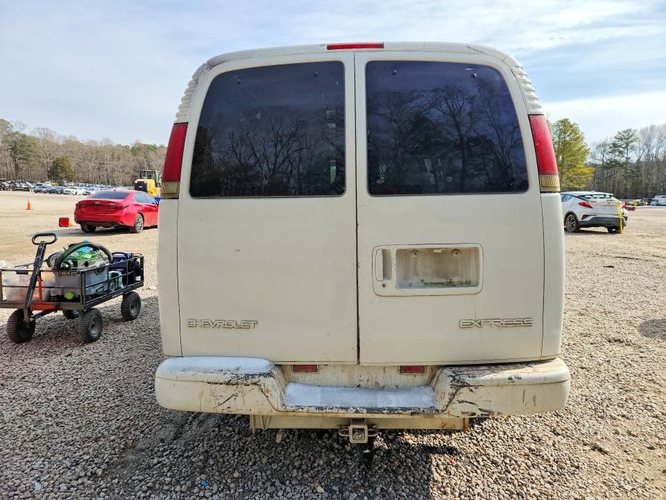 2002 Chevrolet Express G2500 Utility / Service Van