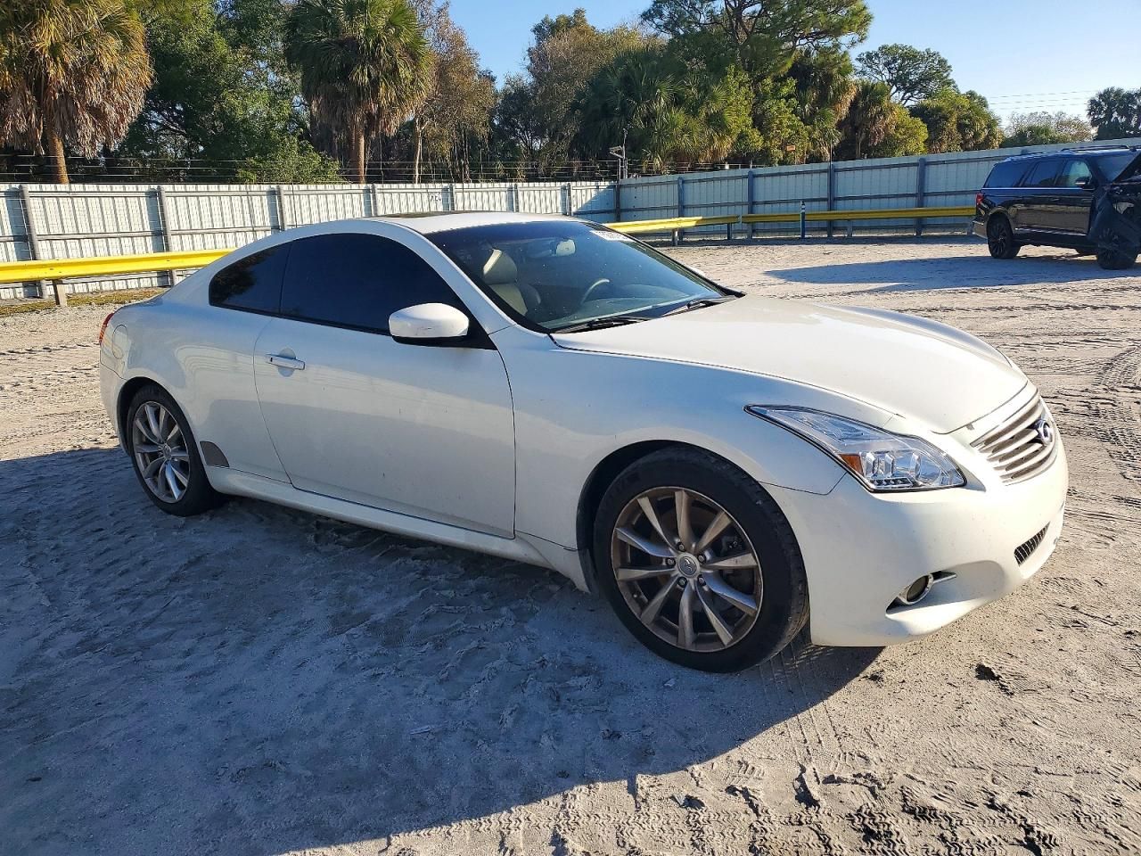 2011 Infiniti G37 Base