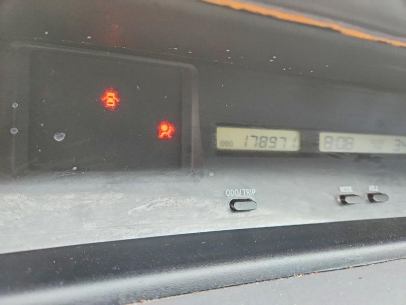 2003 Toyota Avalon xl
