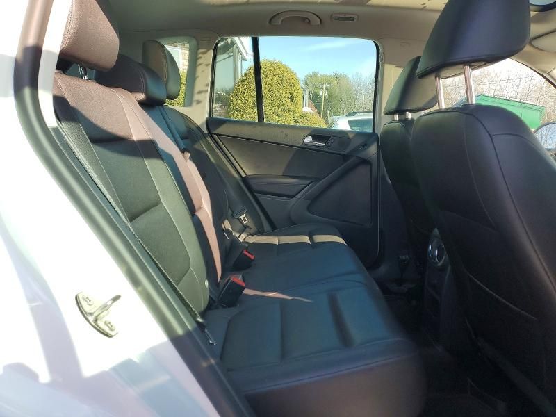 2016 Volkswagen Tiguan s