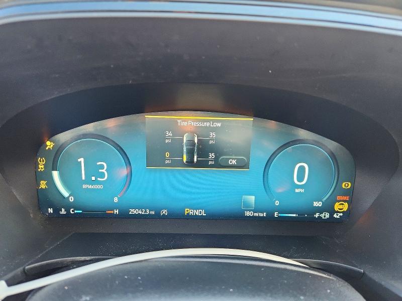 2023 Ford Escape st Line Select