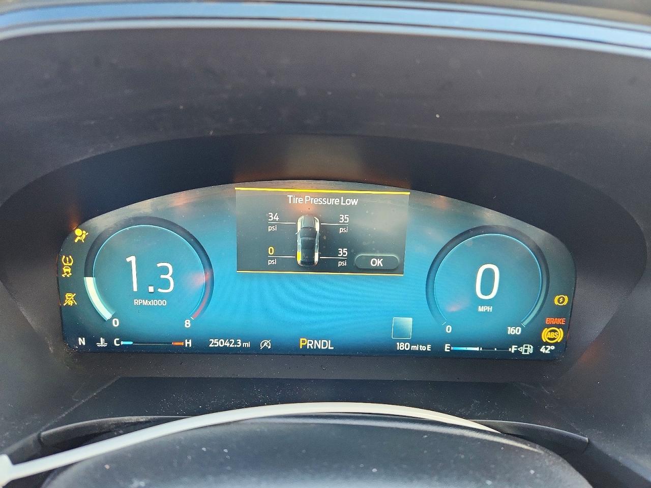 2023 Ford Escape st Line Select