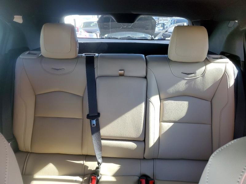 2024 Cadillac XT4 Luxury