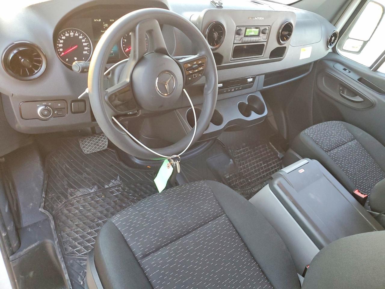 2024 Mercedes-Benz Sprinter 2500