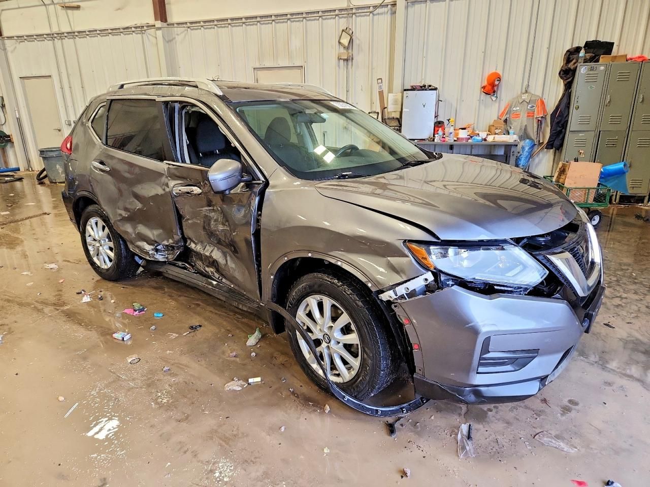 2017 Nissan Rogue sv