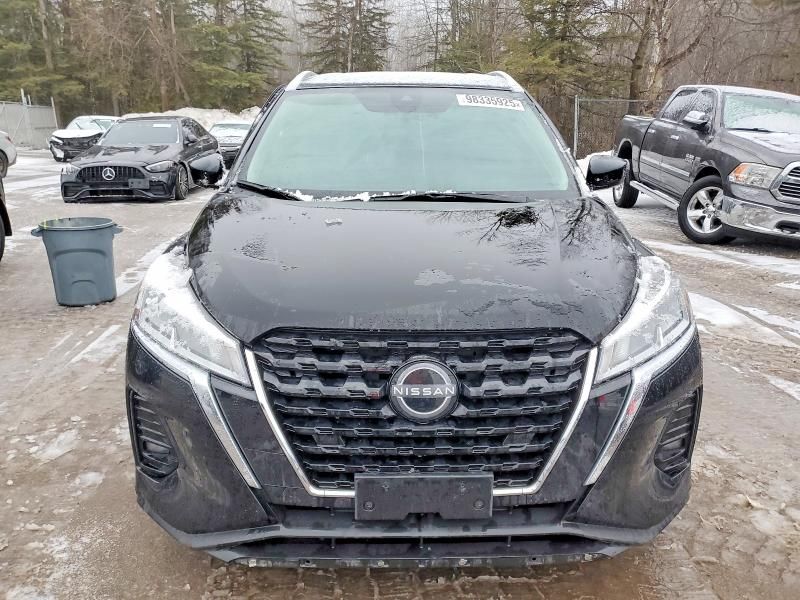 2023 Nissan Kicks sv