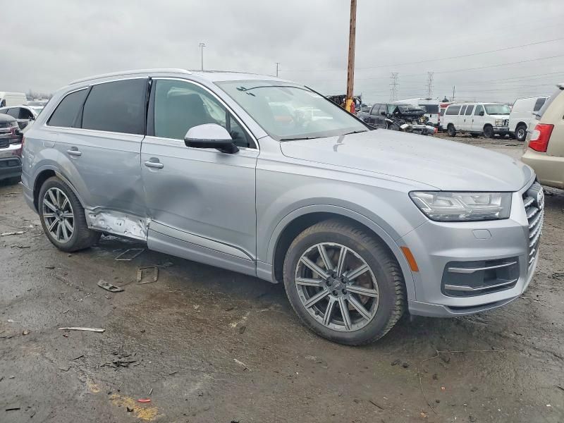 2019 Audi Q7 Premium Plus
