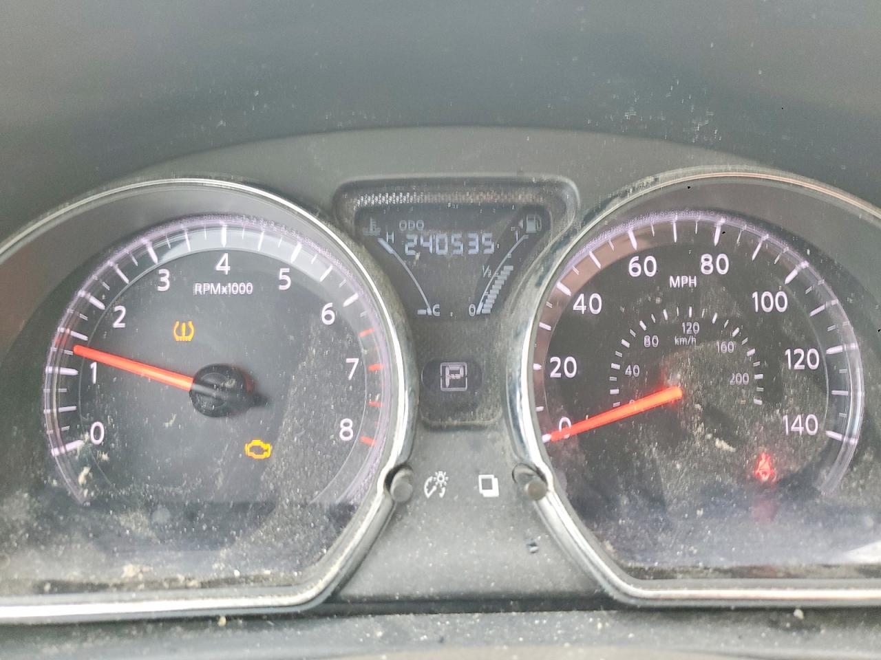 2016 Niss Versa s
