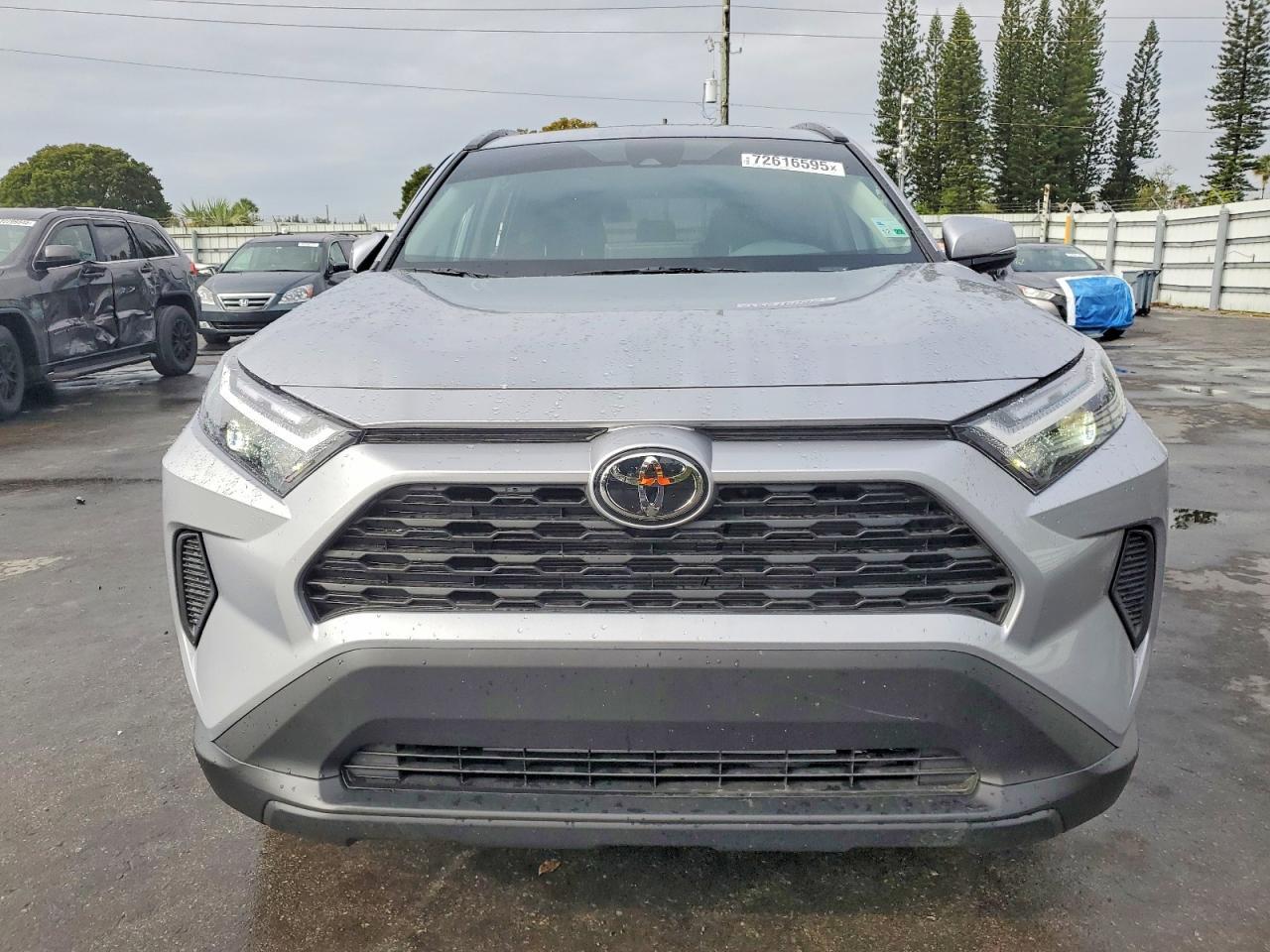 2025 Toyota Rav4 xle