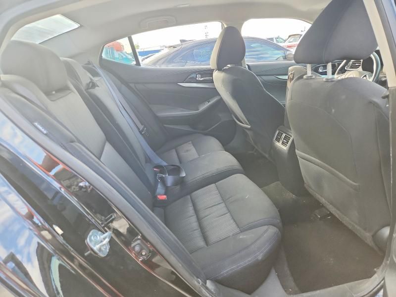 2020 Nissan Maxima s