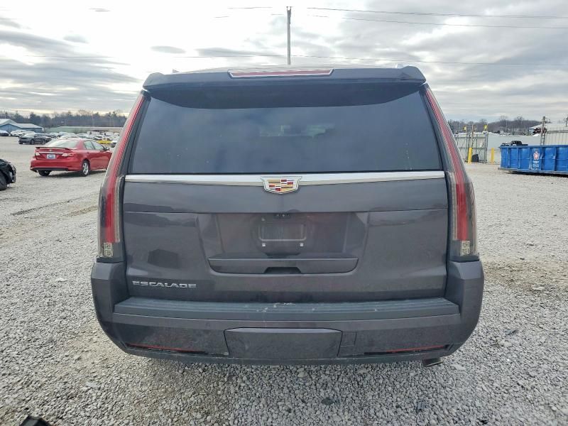 2018 Cadillac Escalade Platinum