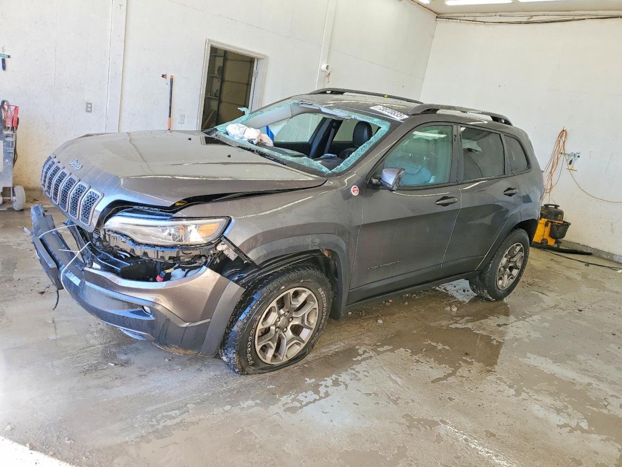 2020 Jeep Cherokee Trailhawk
