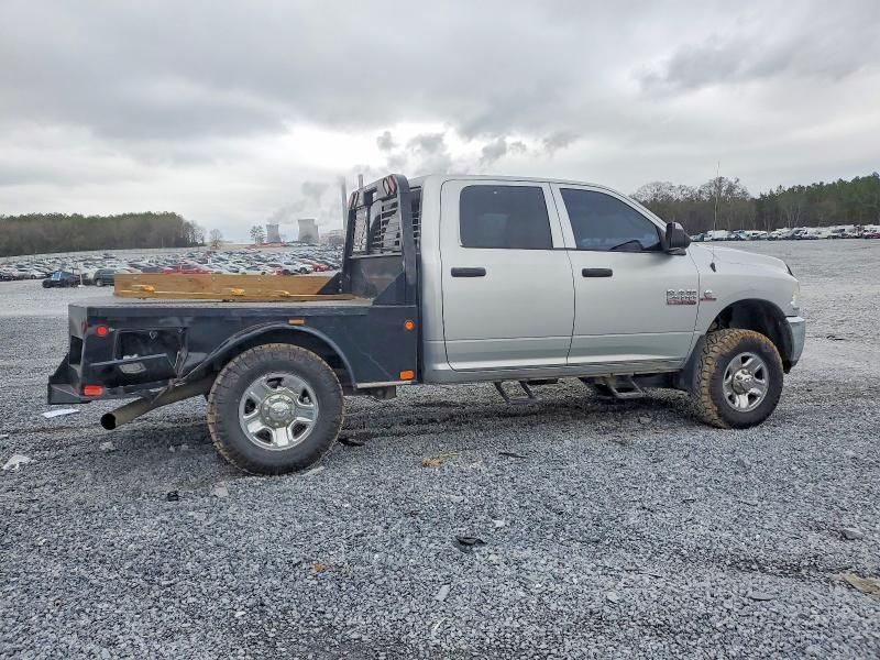 2014 Dodge RAM 2500 Flatbed Truck