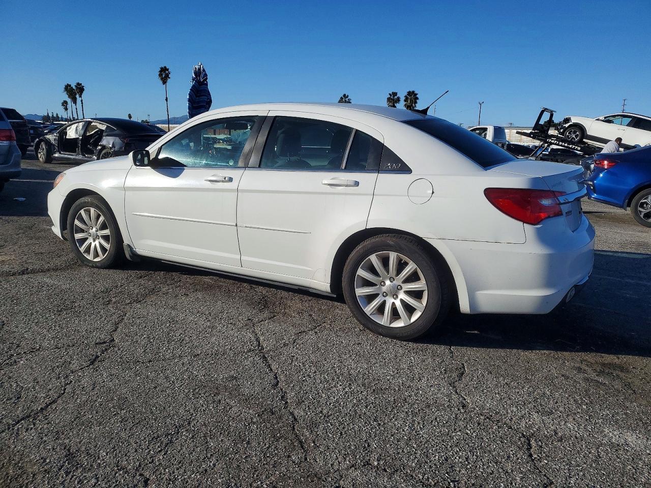 2013 Chrysler 200 Touring