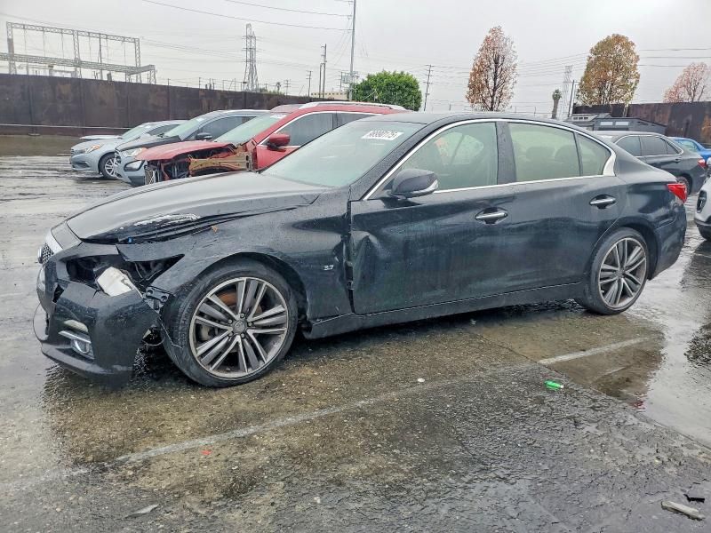 2015 Infiniti Q50 Base