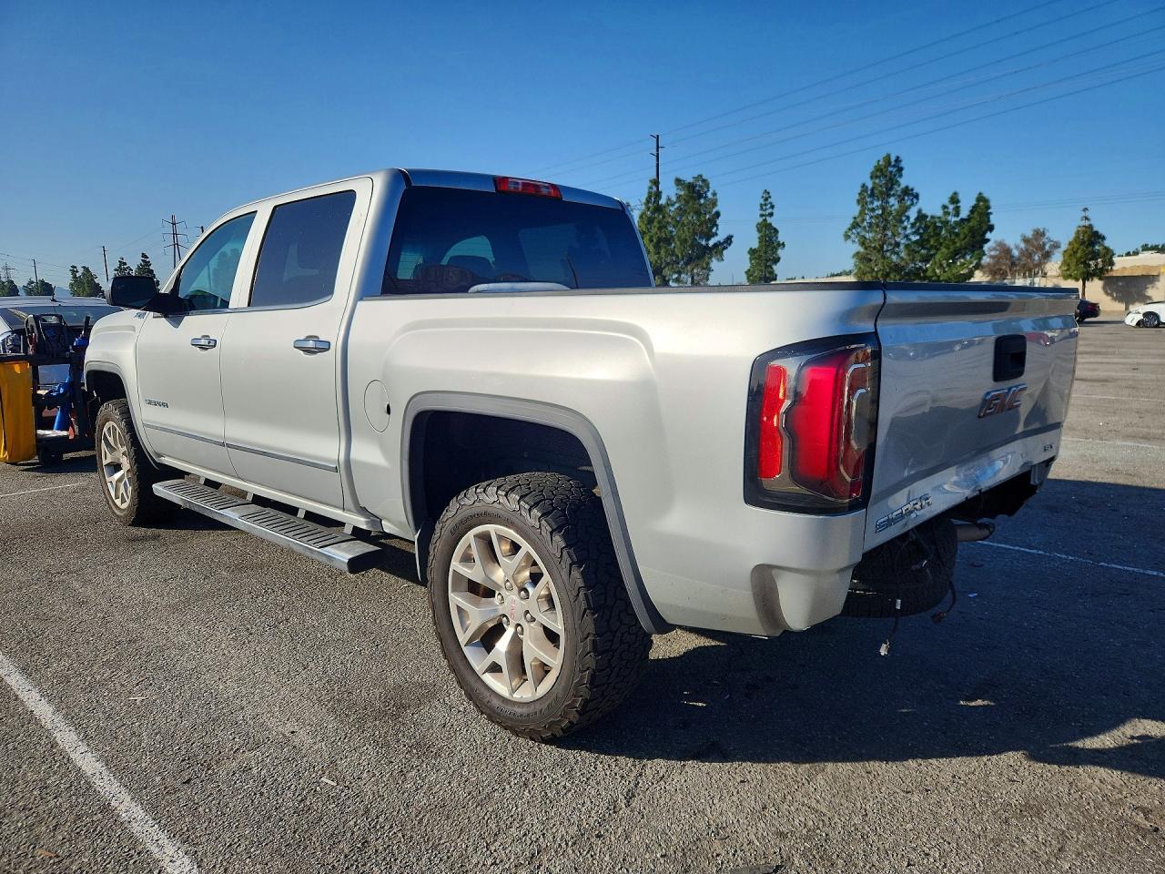 2017 GMC Sierra K1500 SLT