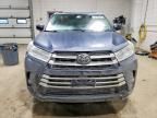 2017 Toyota Highlander se