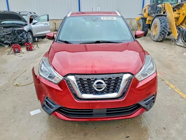 2020 Nissan Kicks sv