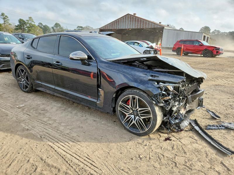 2022 KIA Stinger GT1