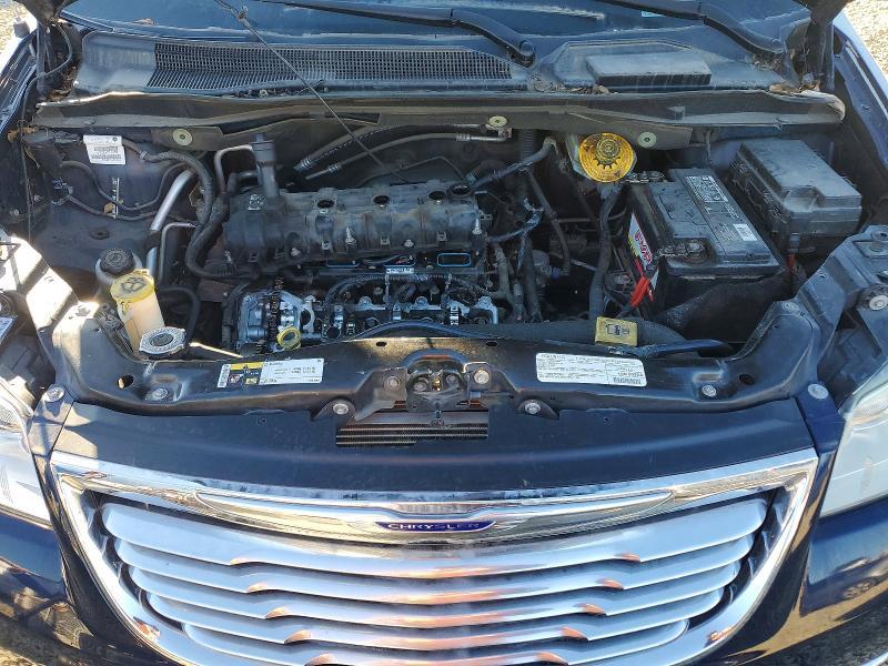 2016 Chrysler Town & Country Touring