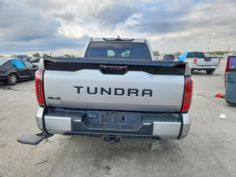 2022 Toyota Tundra Platinum