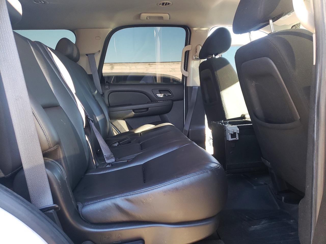 2010 Chev Tahoe K1500 ls