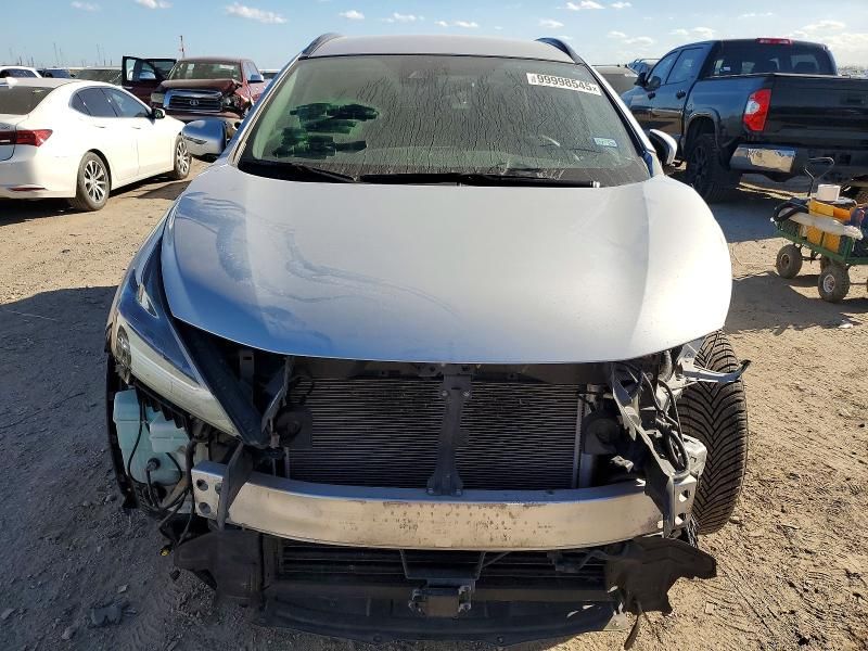 2022 Nissan Murano sv