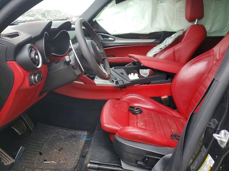 2018 Alfa Romeo Stelvio ti Sport