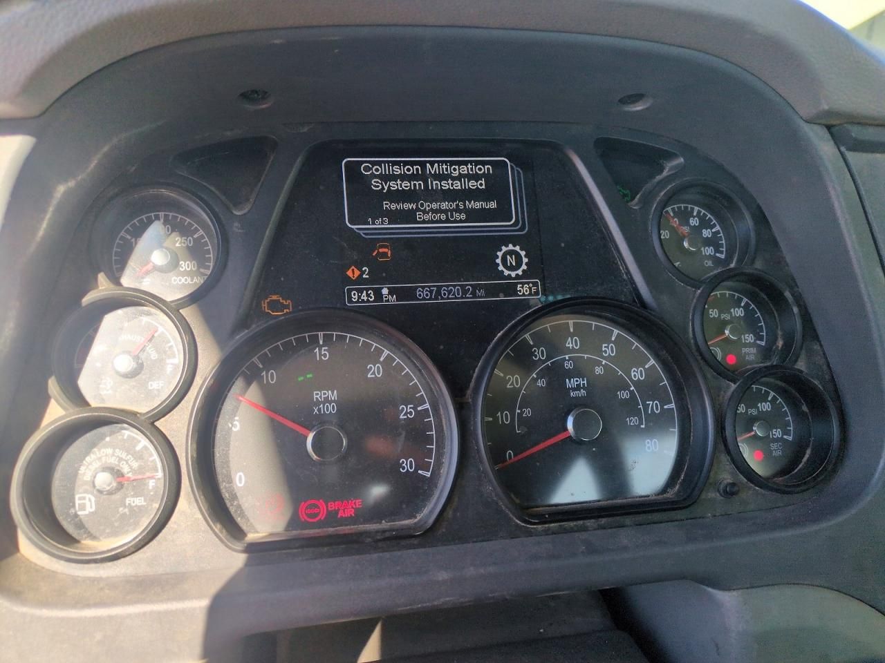 2017 Peterbilt 579 Semi Truck