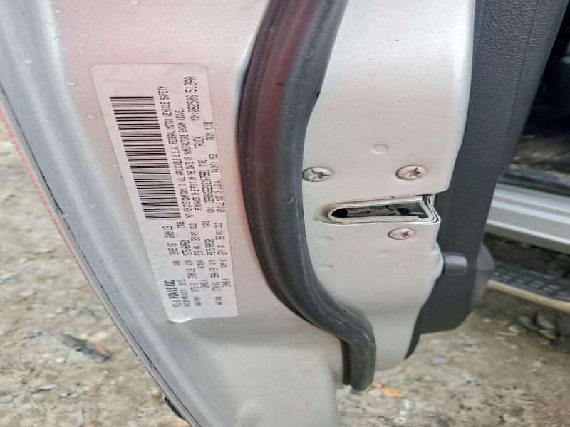 2016 Dodge Ram 1500 slt