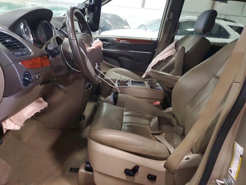 2016 Chrysler Town & Country Touring l