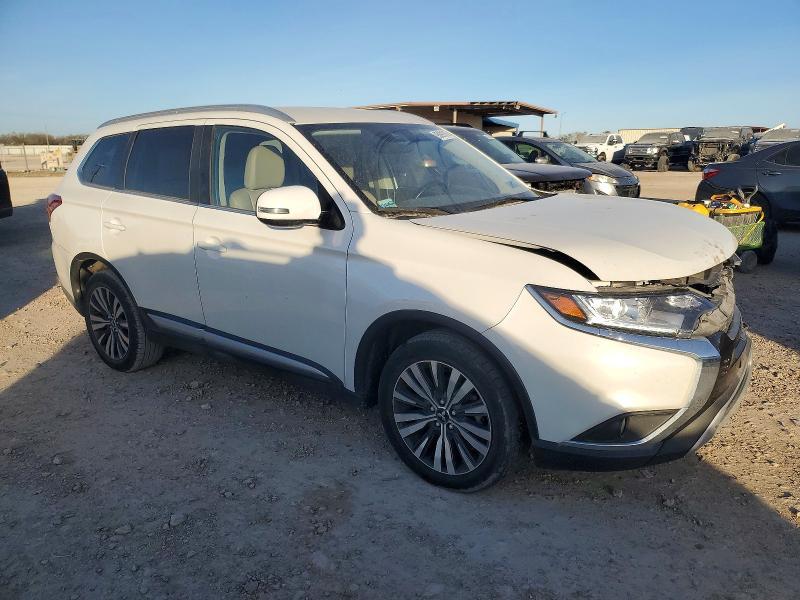 2020 Mitsubishi Outlander se