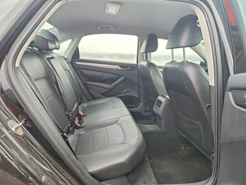 2015 Volkswagen Passat s