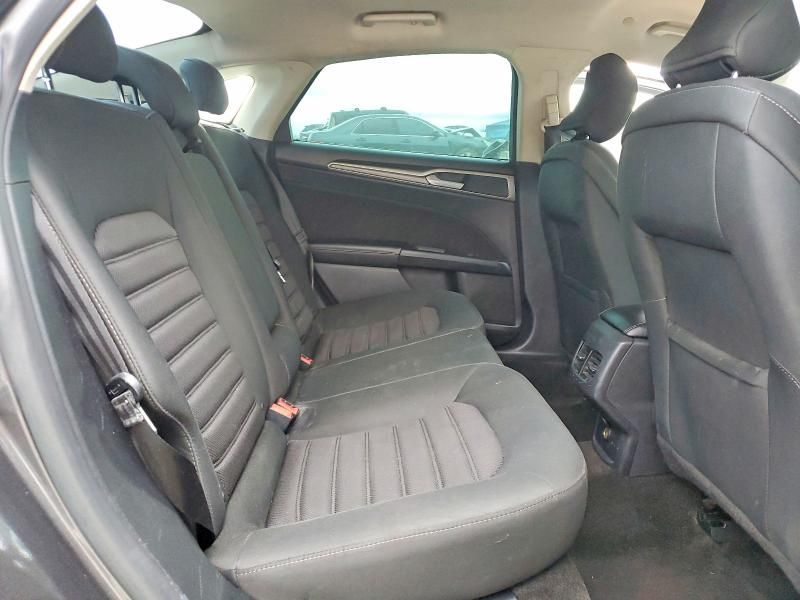 2018 Ford Fusion se Hybrid