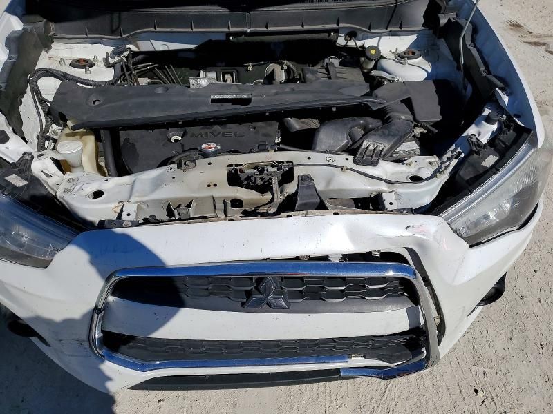 2014 Mitsubishi Outlander Sport es