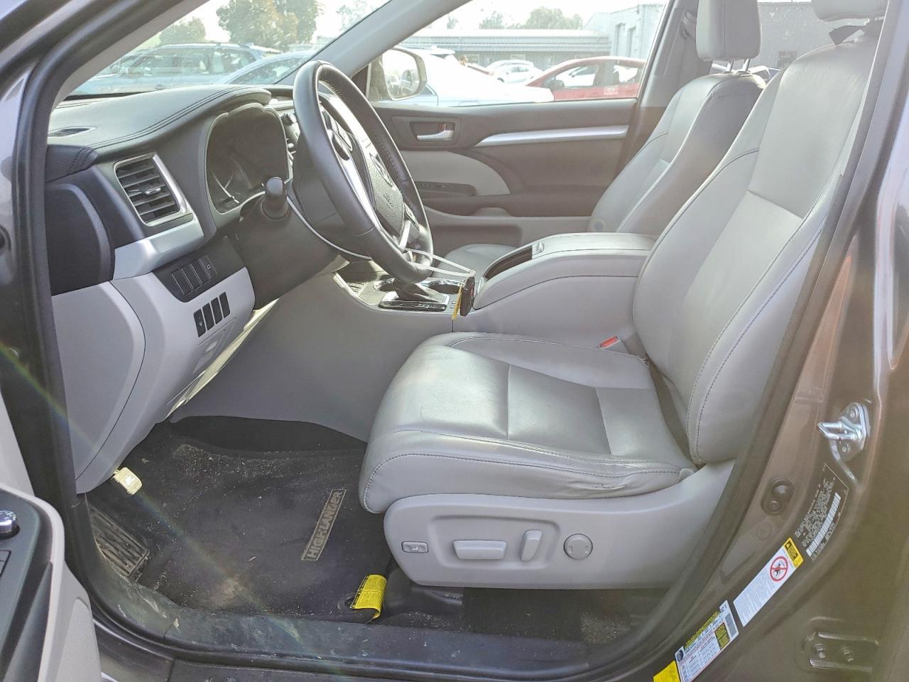 2014 Toyota Highlander xle