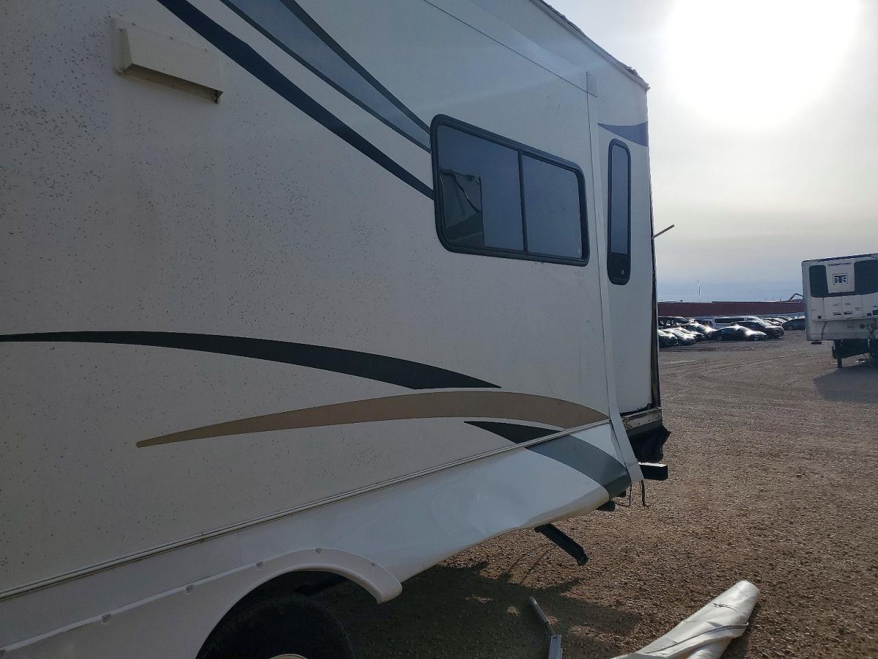 2013 Heartland 34TSRE Elkridge Camper