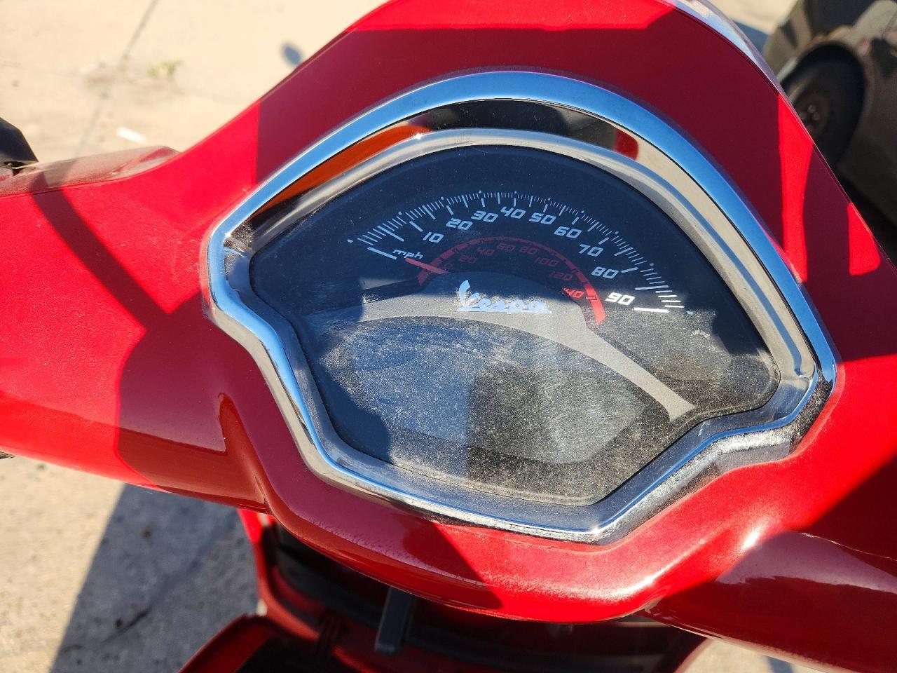 2023 Vespa GTS/SEI Giorni 300