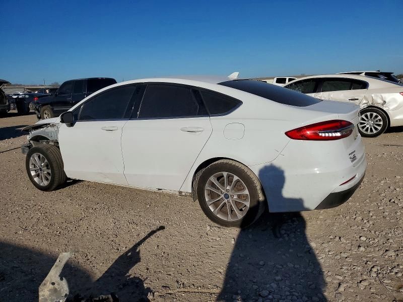 2020 Ford Fusion se