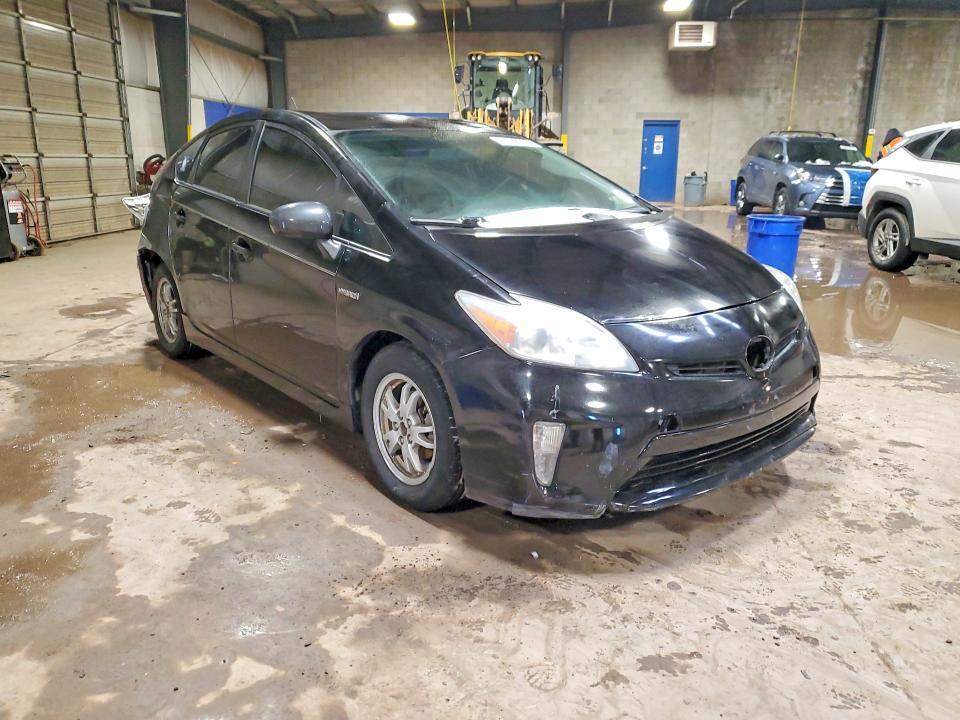 2010 Toyota Prius iii