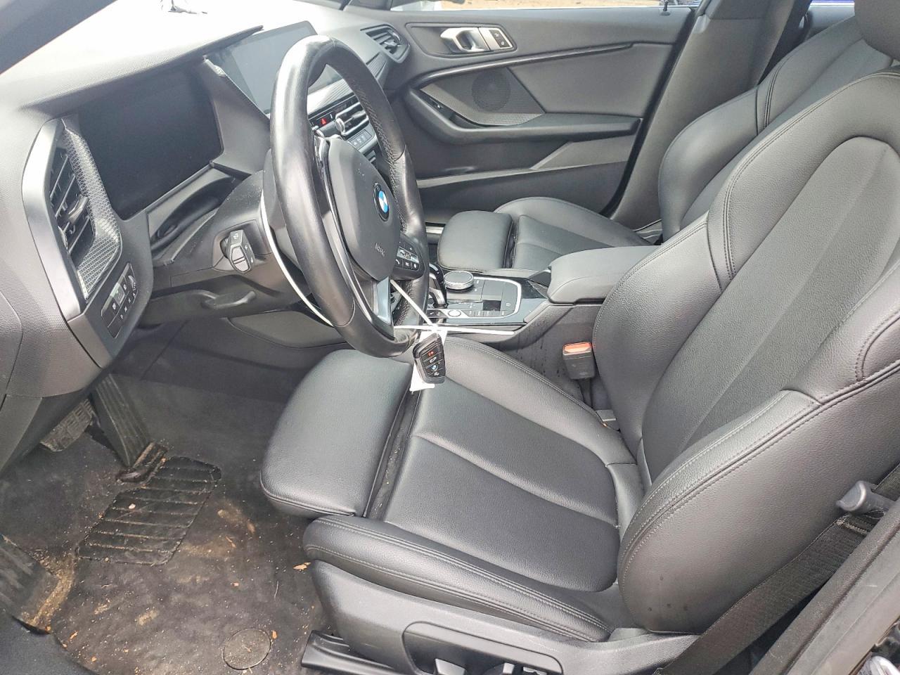 2022 BMW 228i