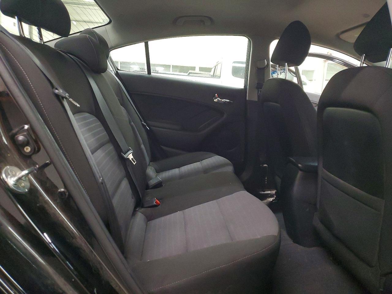 2017 KIA Forte lx