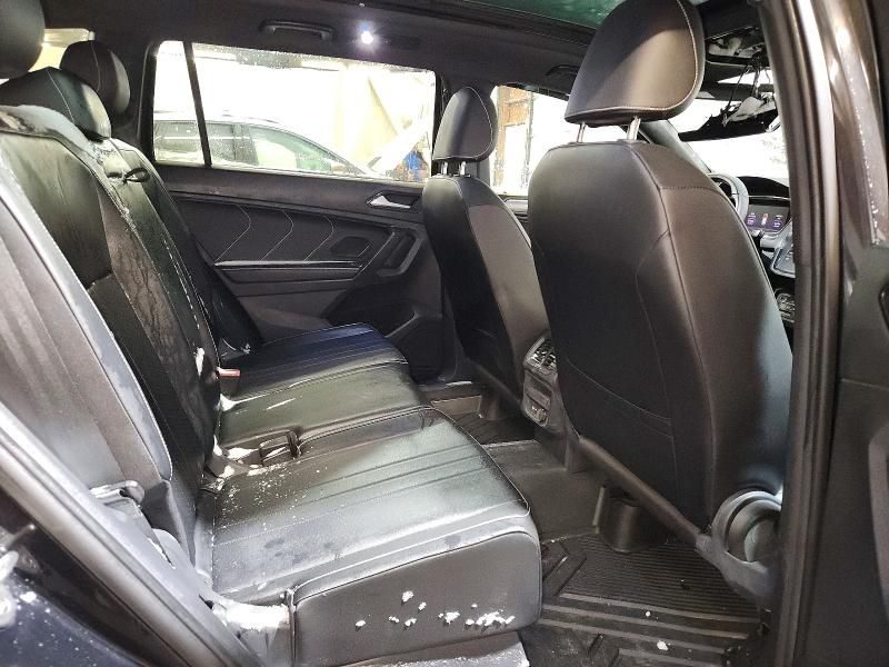 2022 Volkswagen Tiguan se R-line Black