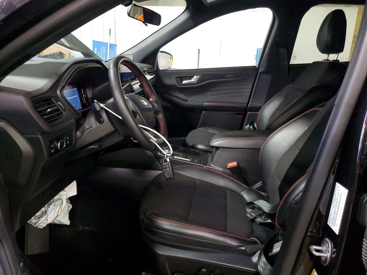 2024 Ford Escape st Line