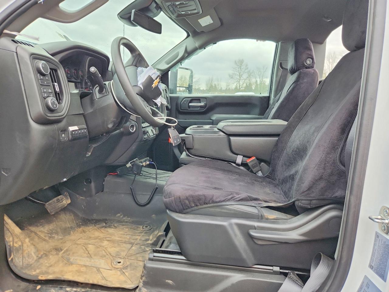 2025 Chevrolet Silverado HD Truck Cab AND Chassis