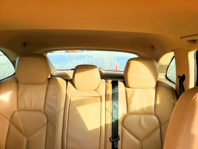 2012 Porsche Cayenne