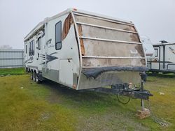 2005 Rapt 5TH Wheel-camper for sale in Sacramento, CA