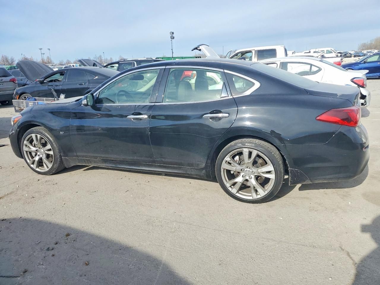2016 Infiniti Q70 3.7