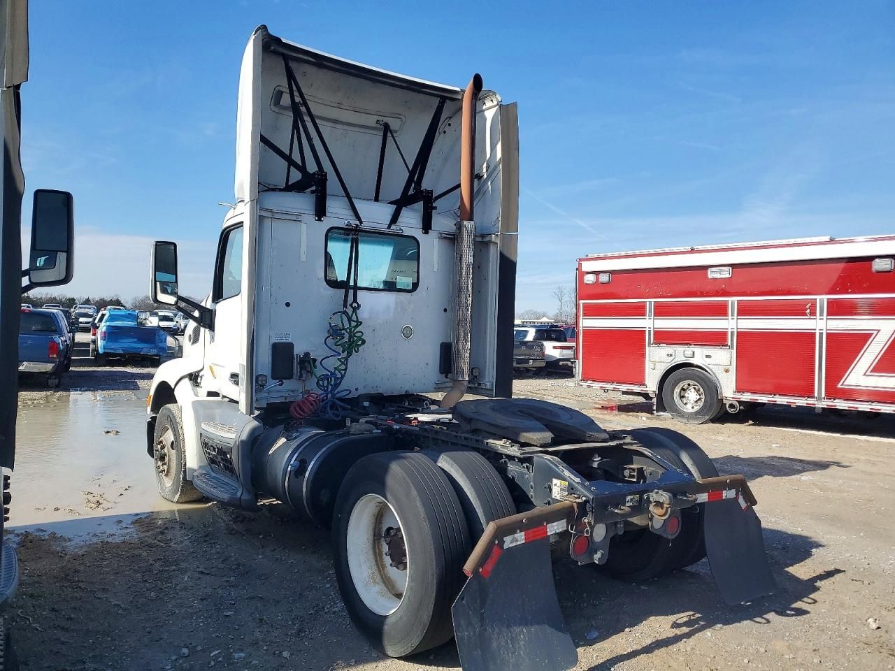 2016 Peterbilt 579 Semi Truck