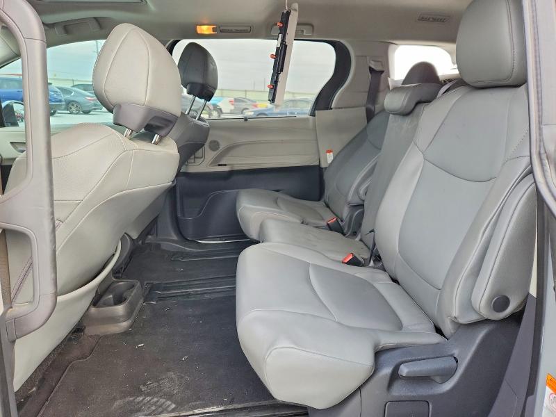 2021 Toyota Sienna
